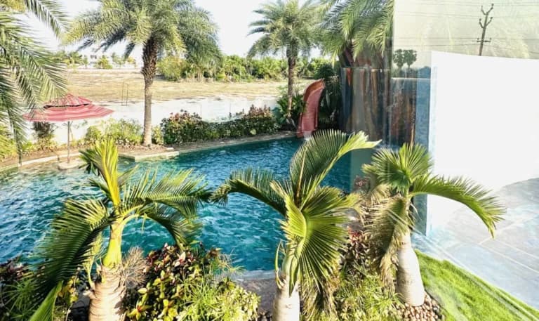 ECR Lexus House