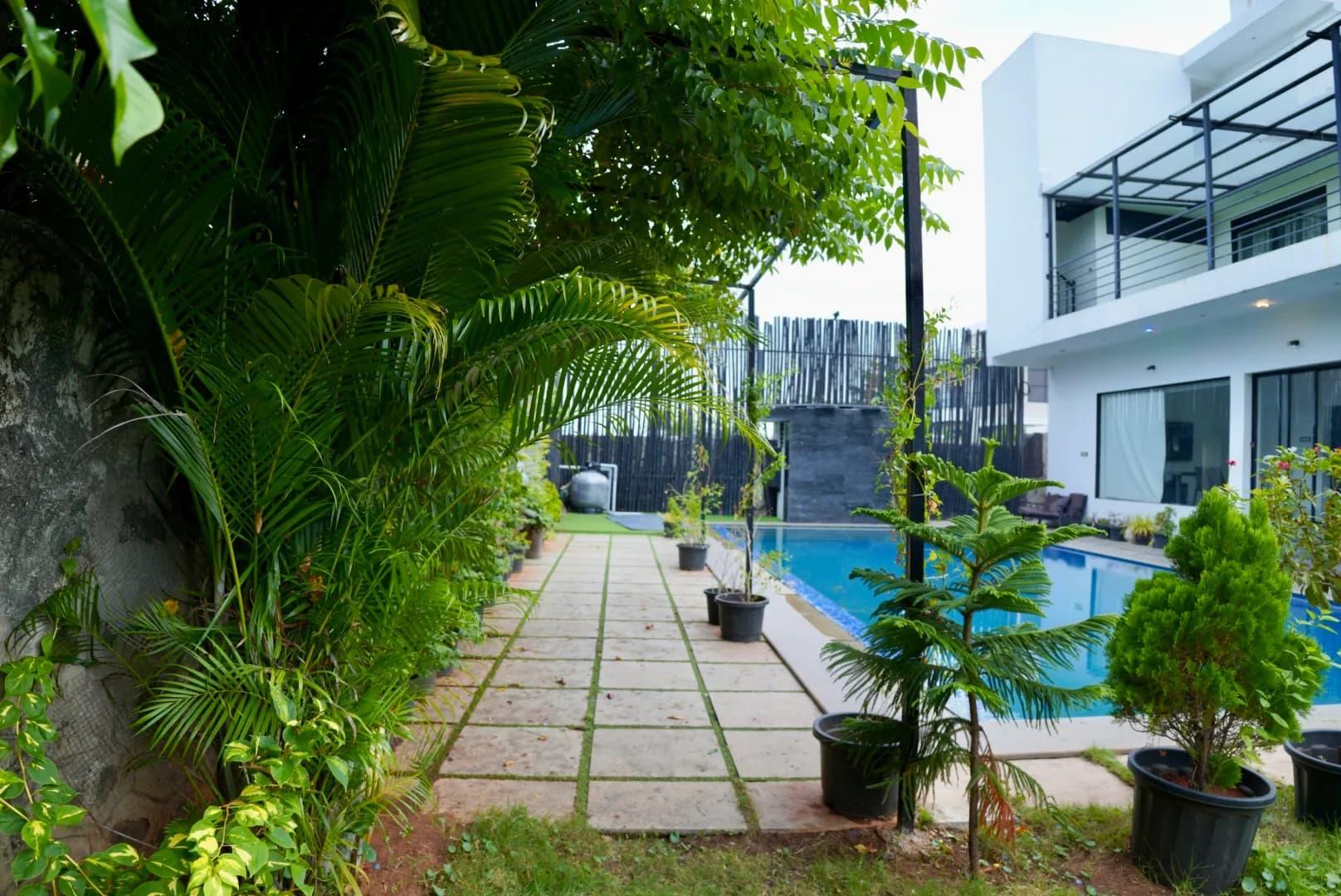 ECR White Villa — photo 2